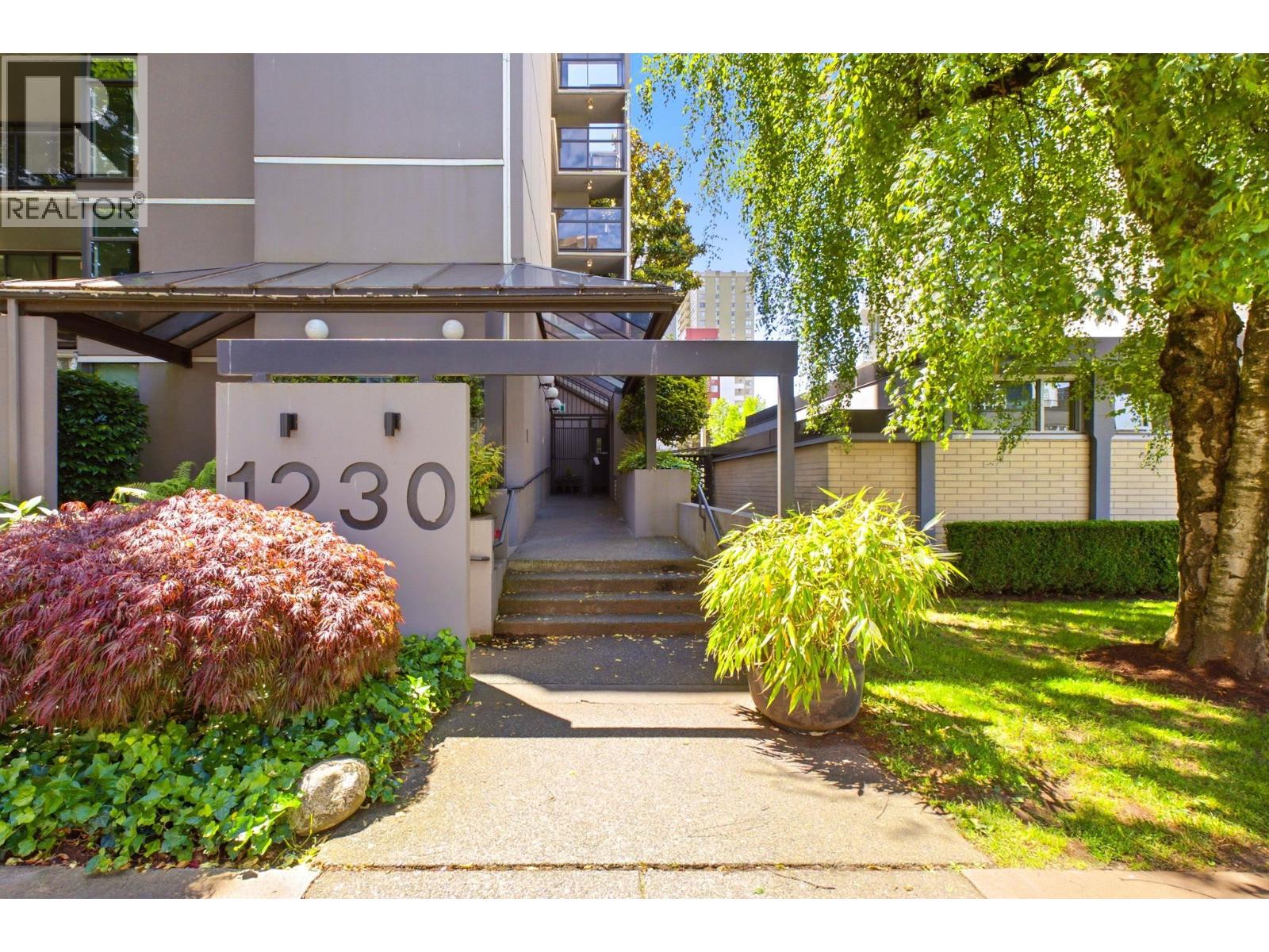 105 1230 COMOX STREET, Vancouver