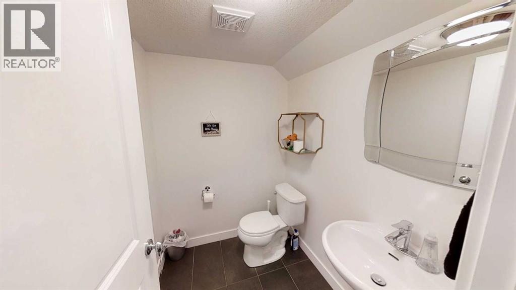 8758 72 Avenue - photo 5