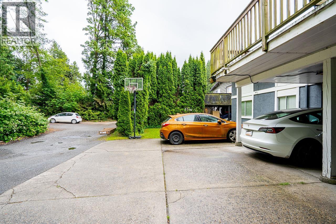 1990 CAPILANO ROAD, North Vancouver