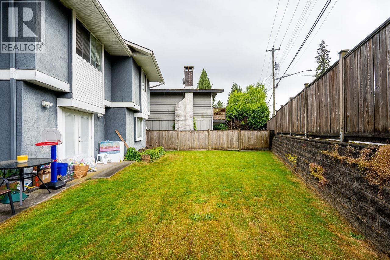 1990 CAPILANO ROAD, North Vancouver