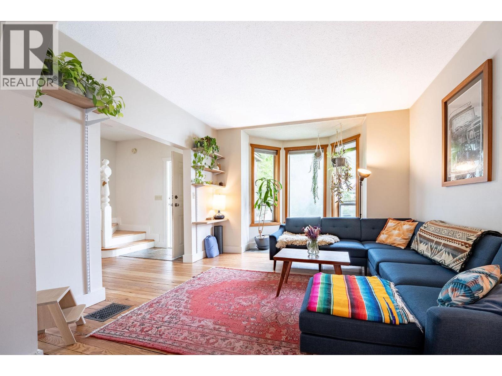 301 Third Street E, Revelstoke