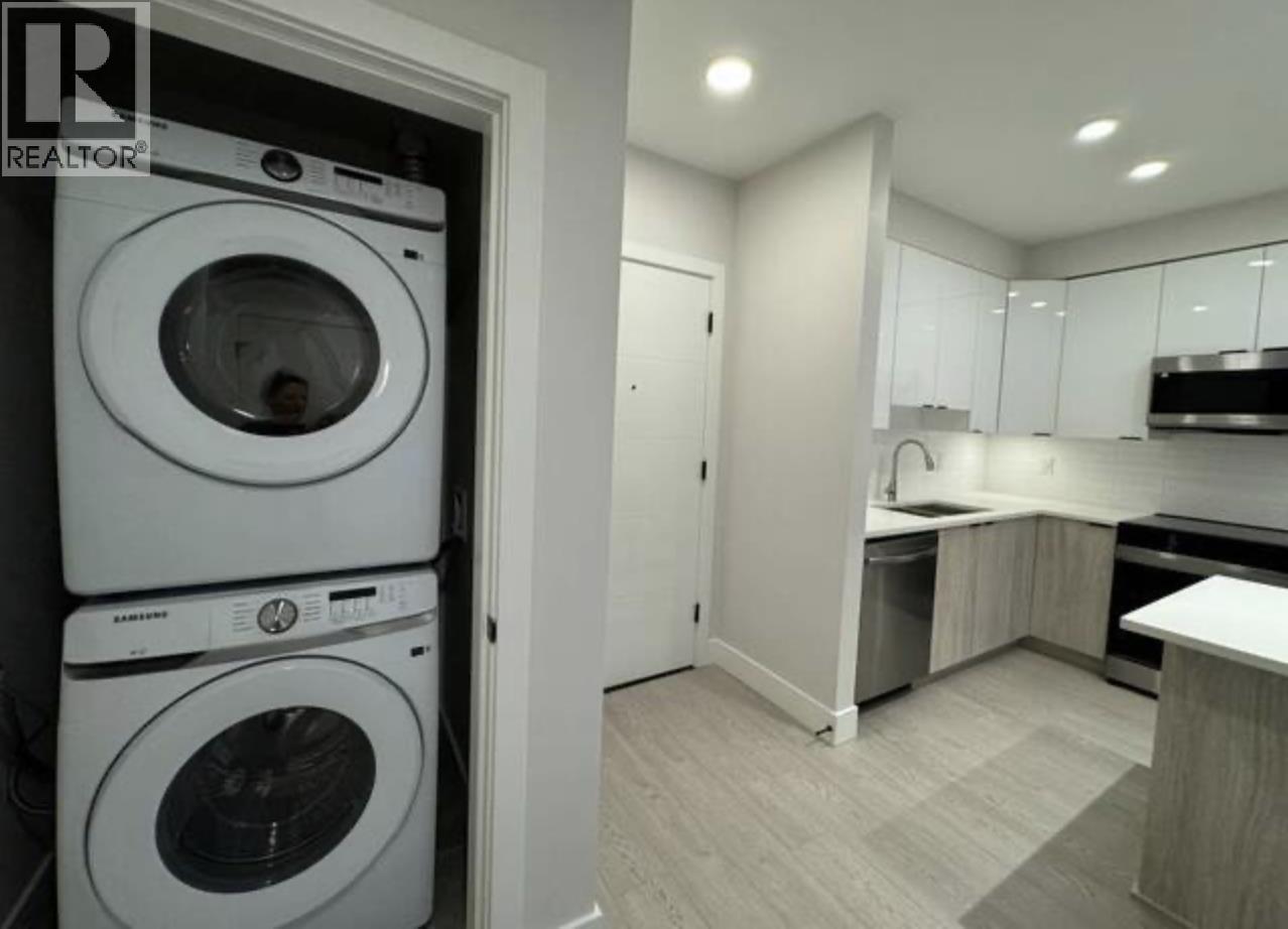 314 11655 FRASER ST, Maple Ridge