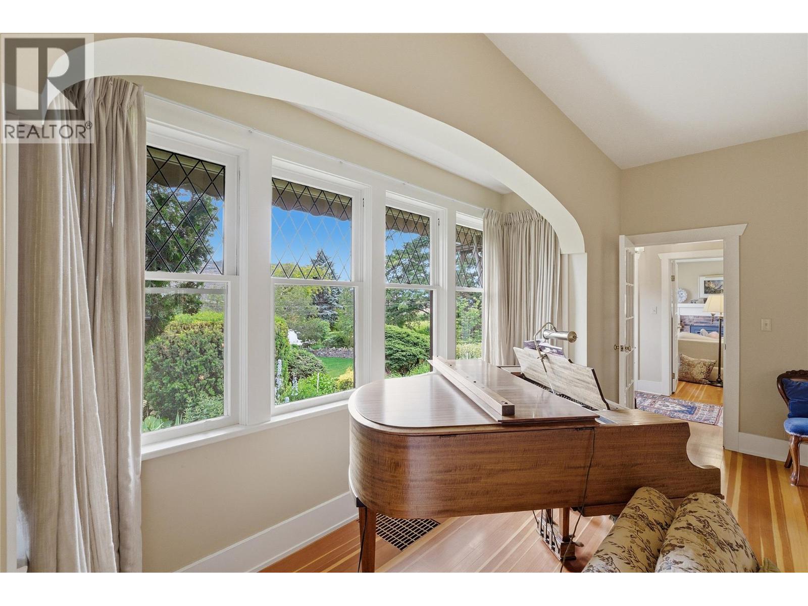 5290 Sumac Street - 14