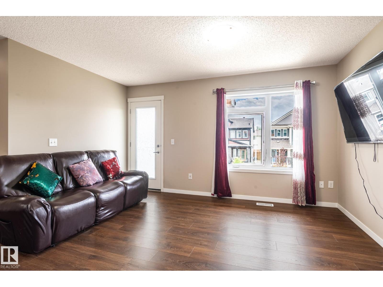 17269 9 AV SW - 13