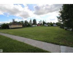 4718 52 St, Mayerthorpe, AB T0E1N0 Photo 9
