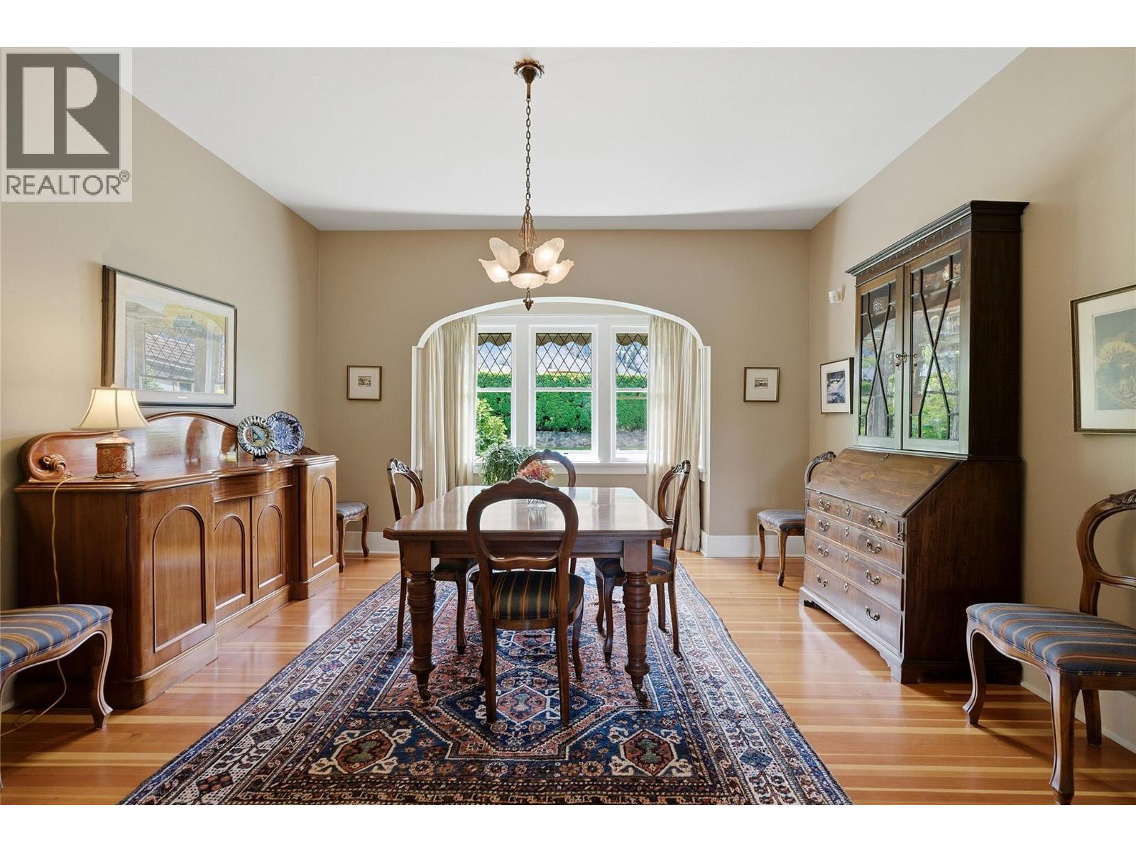 5290 Sumac Street - 4