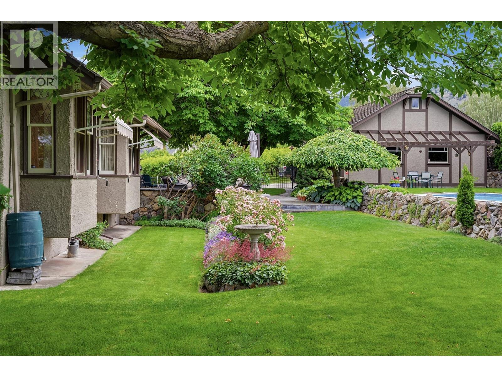 5290 Sumac Street - 55