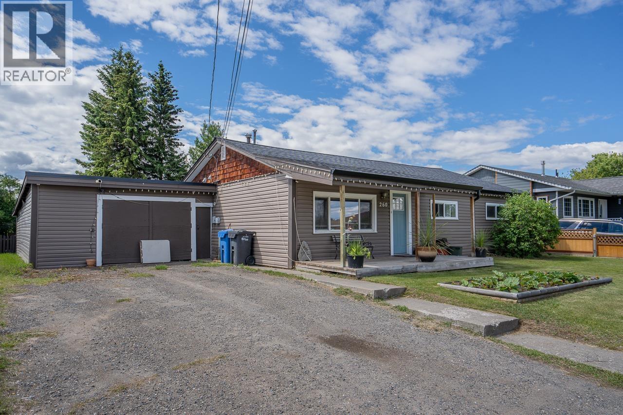 260 DOGWOOD AVENUE - 2