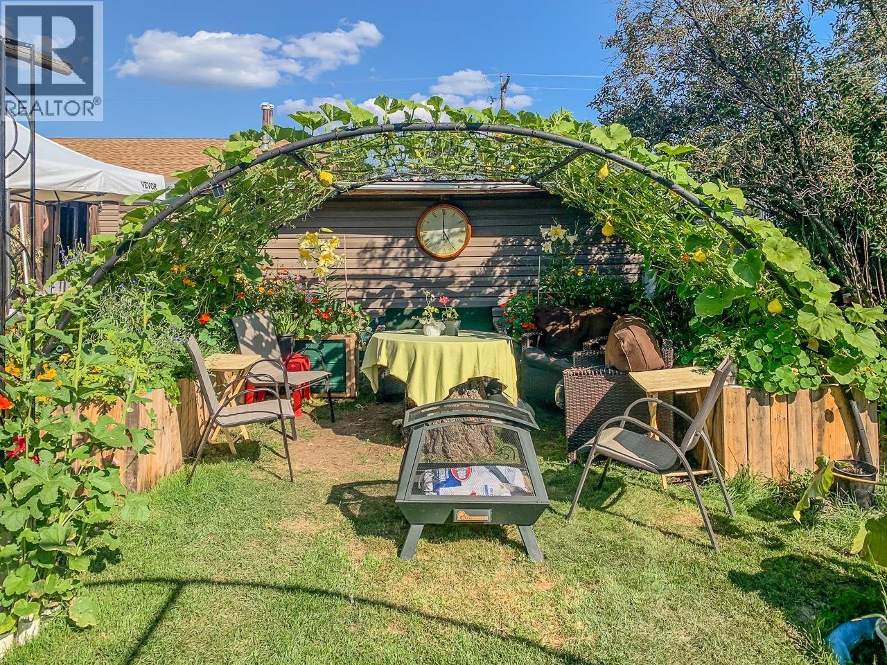 260 DOGWOOD AVENUE - 34