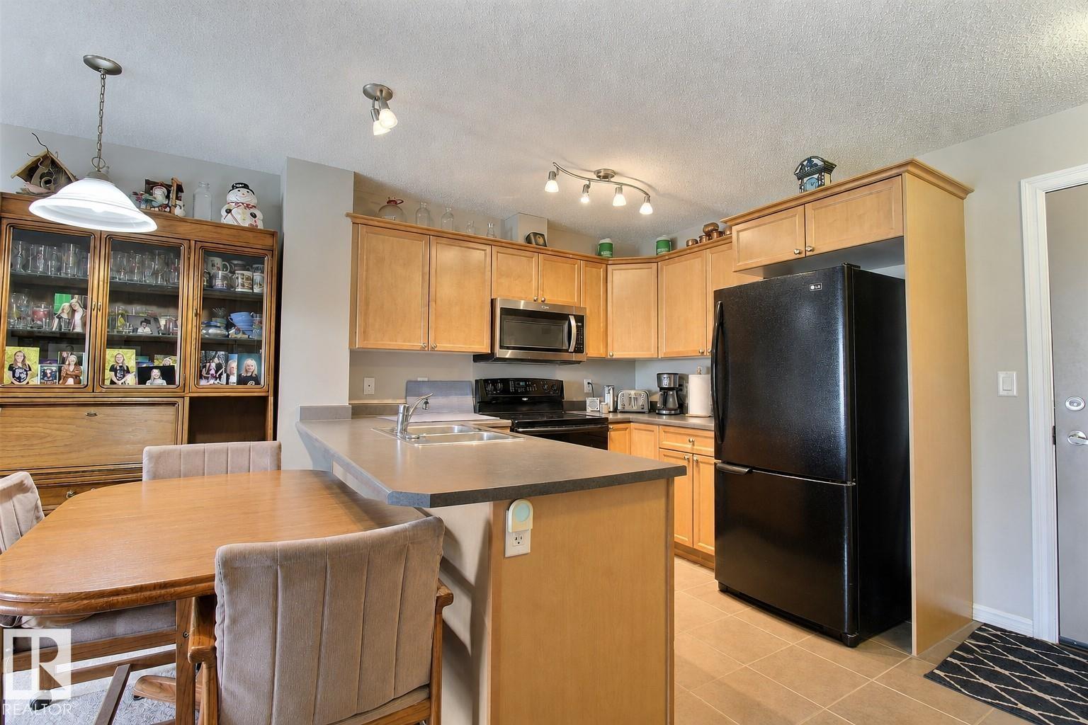 #417 4403 23 ST NW - 3