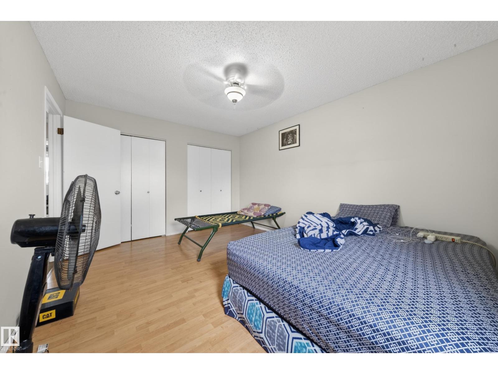2832 35 ST NW - 28