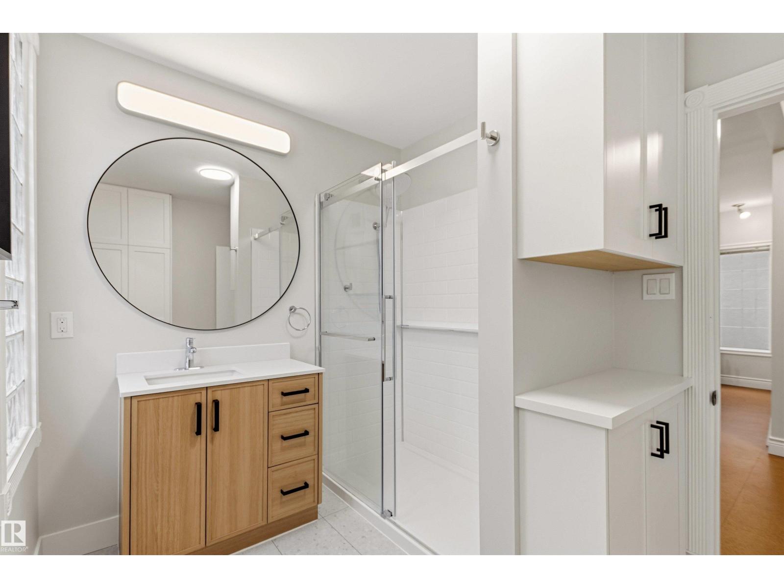 10628 73 AV NW — photo 15