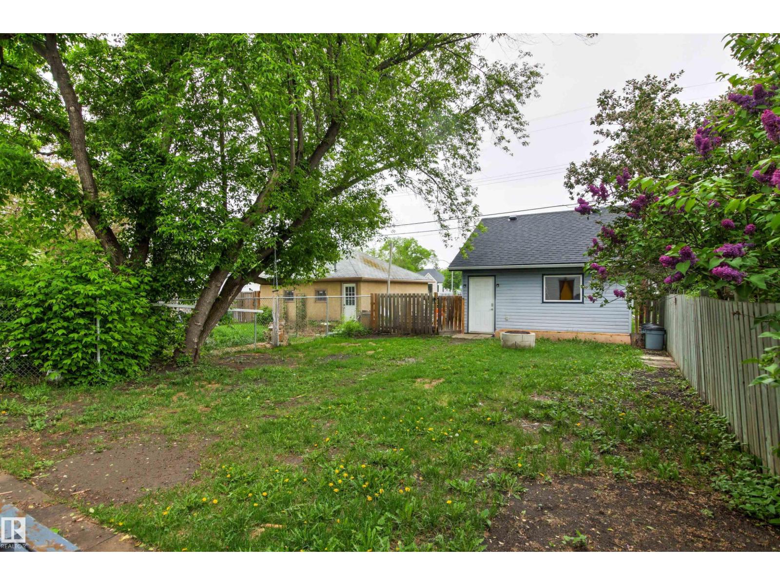 10628 73 AV NW — photo 65