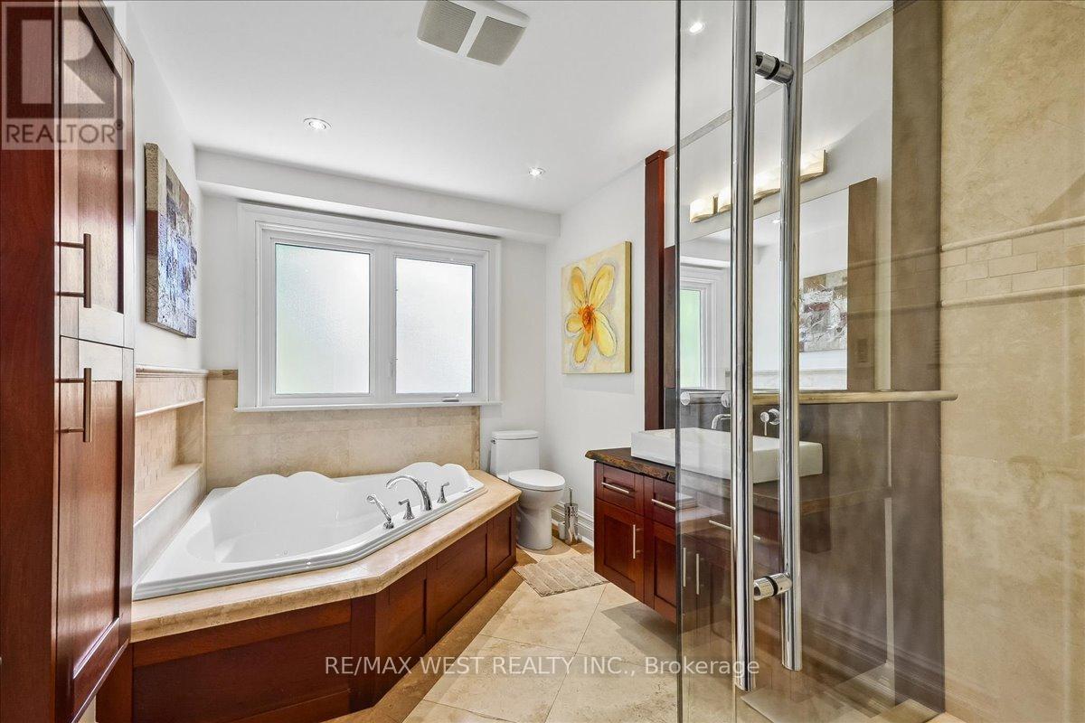 11 HILLCROFT DRIVE - 11