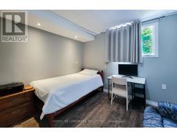 Laundry room - 242 Bowman Street, Hamilton, ON L8S2V2 Photo 8