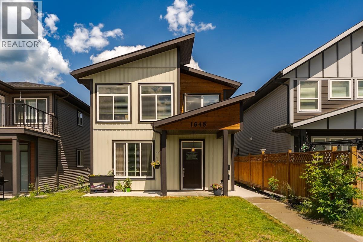 1648 9TH AVENUE - 1