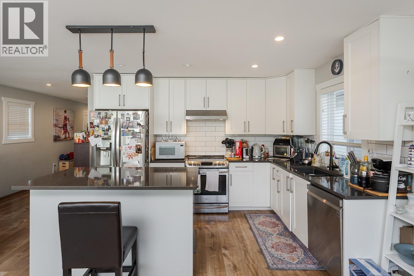 1648 9TH AVENUE - 5