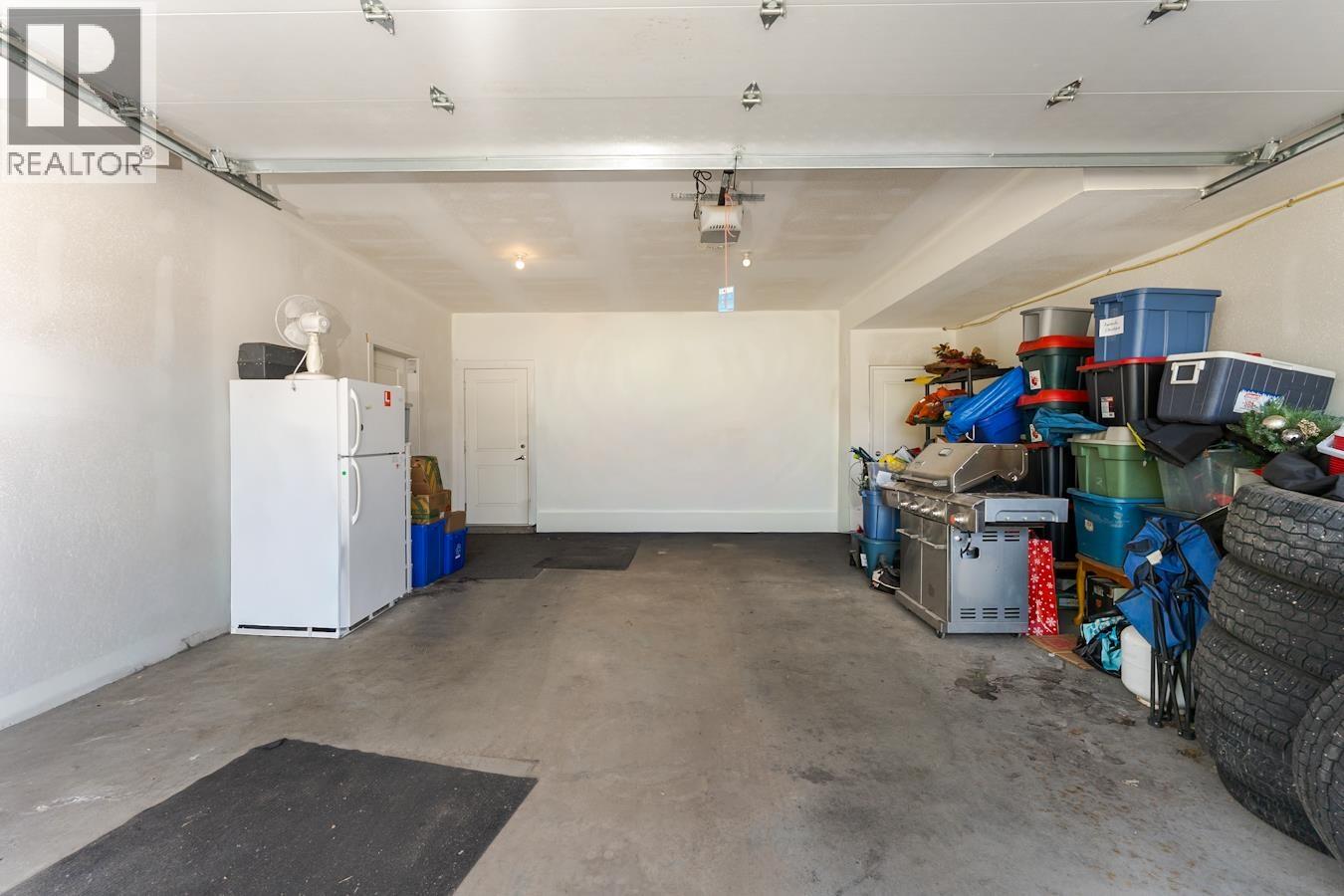 1648 9TH AVENUE - 33