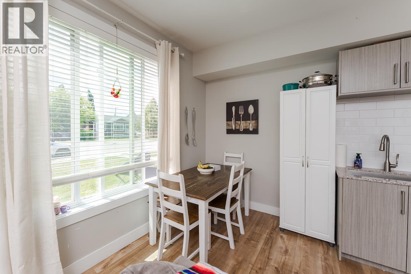 1648 9TH AVENUE - 15