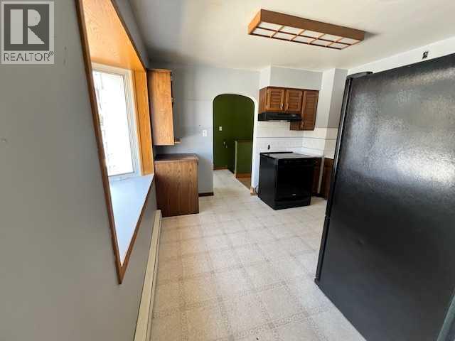 5021 47 Street - 7