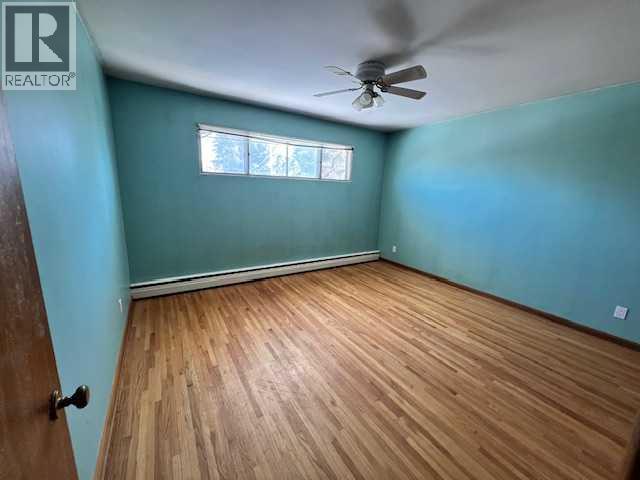 5021 47 Street - 8