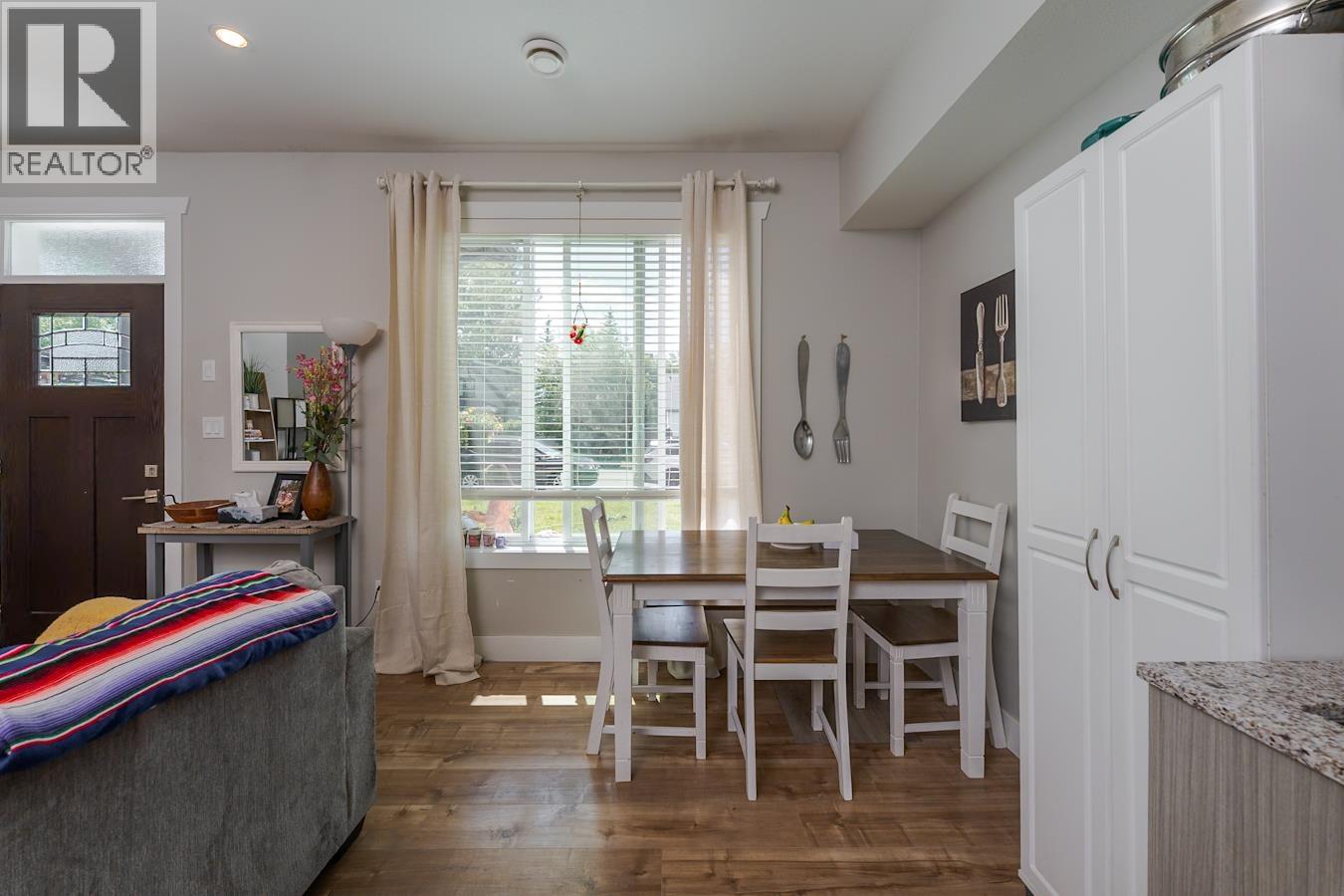 1648 9TH AVENUE - 11