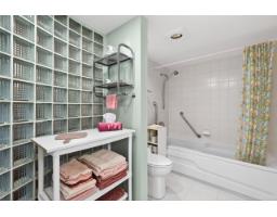 202 15717 Marine Drive, White Rock, BC V4B1E4 Photo 23