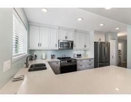 202 15717 Marine Drive, White Rock, BC V4B1E4 Photo 16