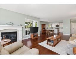 202 15717 Marine Drive, White Rock, BC V4B1E4 Photo 10