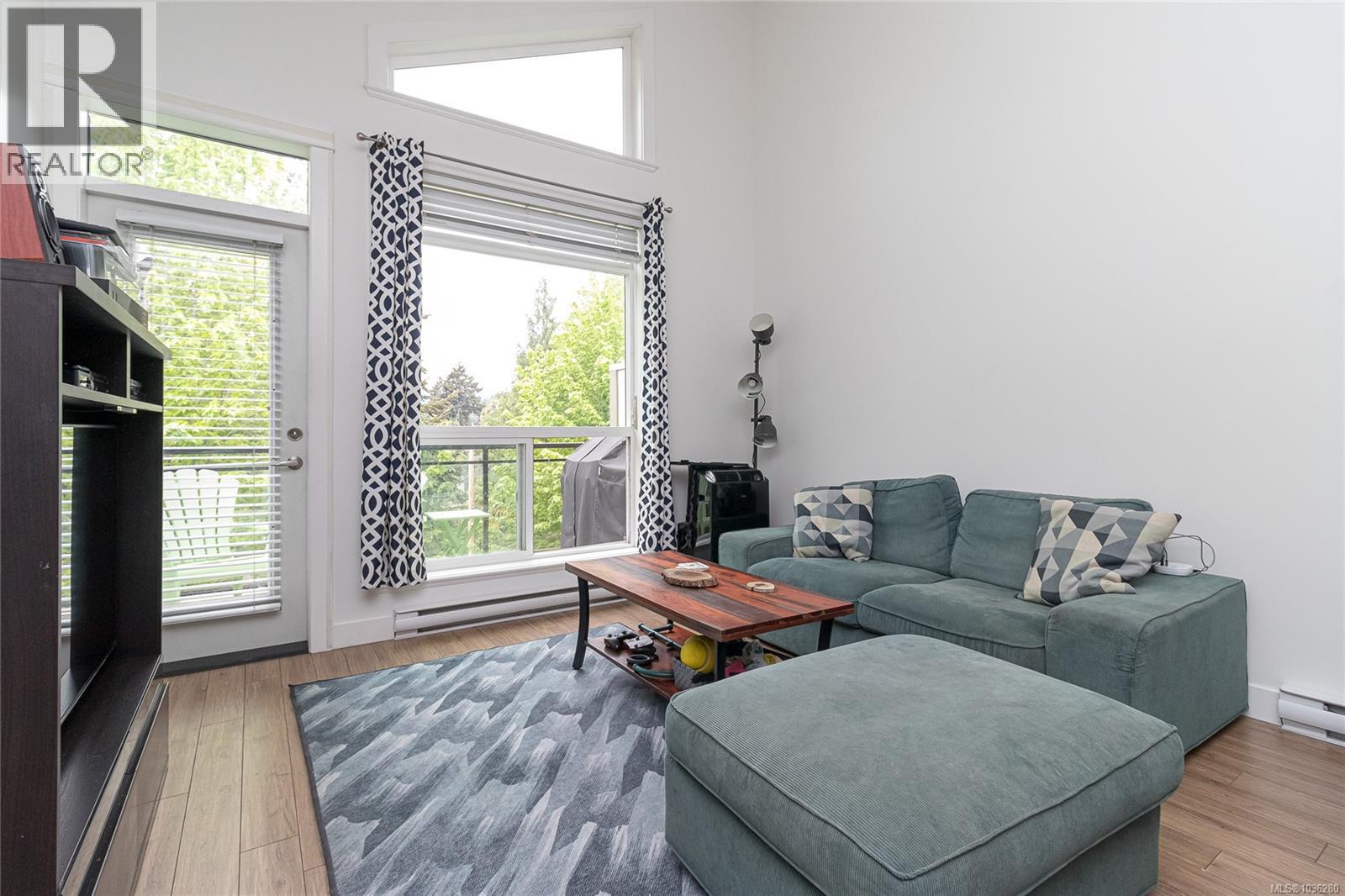 #309 938 Dunford Ave - 2