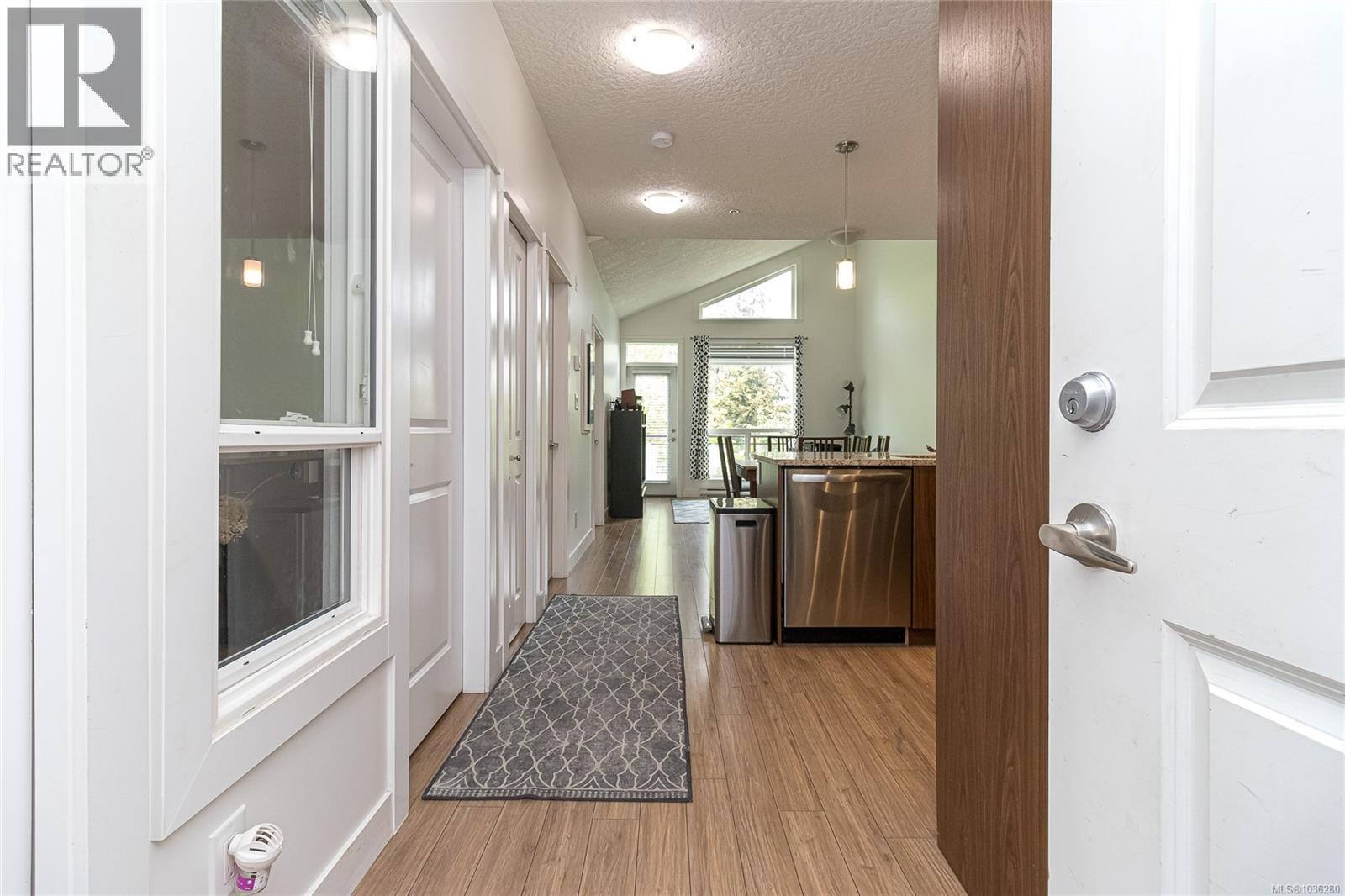 #309 938 Dunford Ave - 6