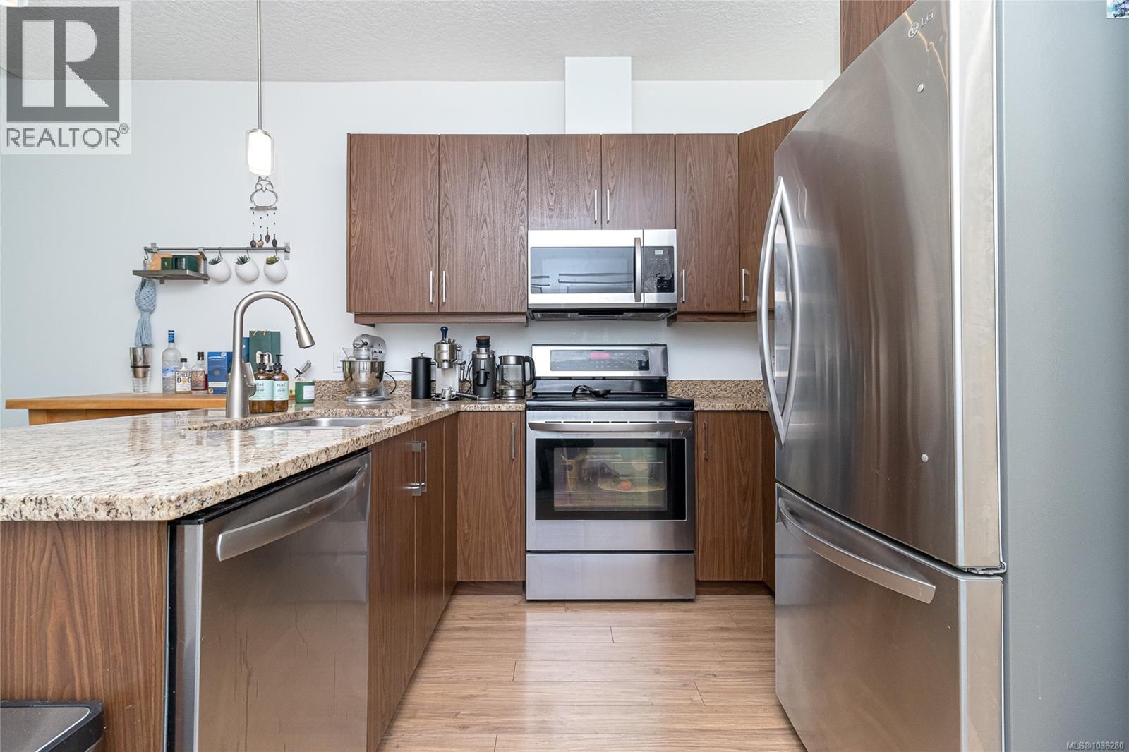 #309 938 Dunford Ave - Image 11