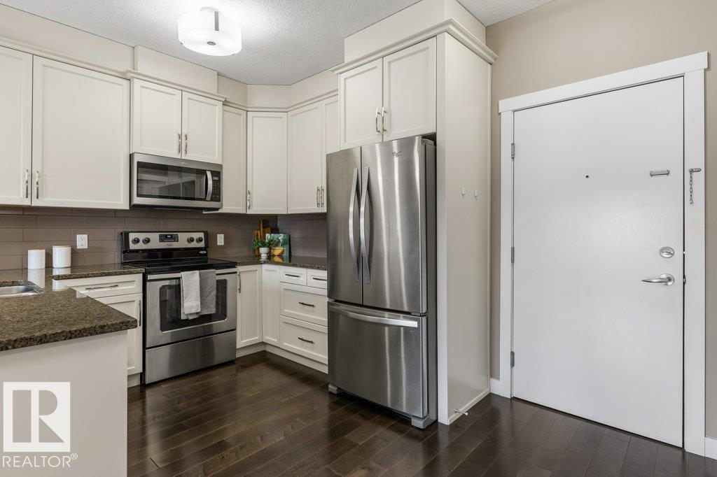 #409 2207 44 AV NW - 14