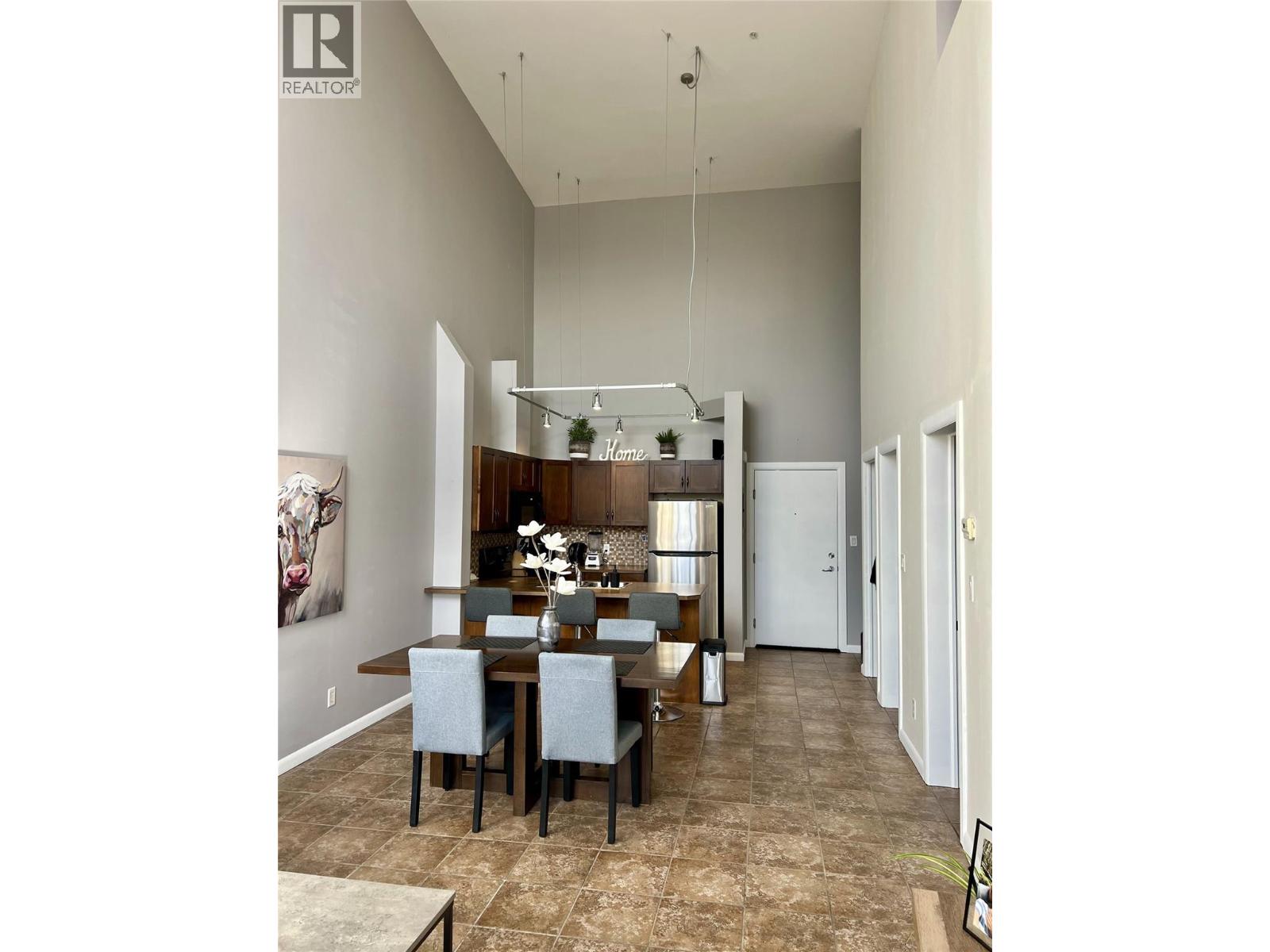 #633 654 Cook Road - 15