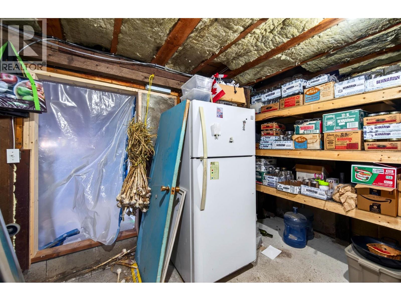 1256 HERN Road - 27