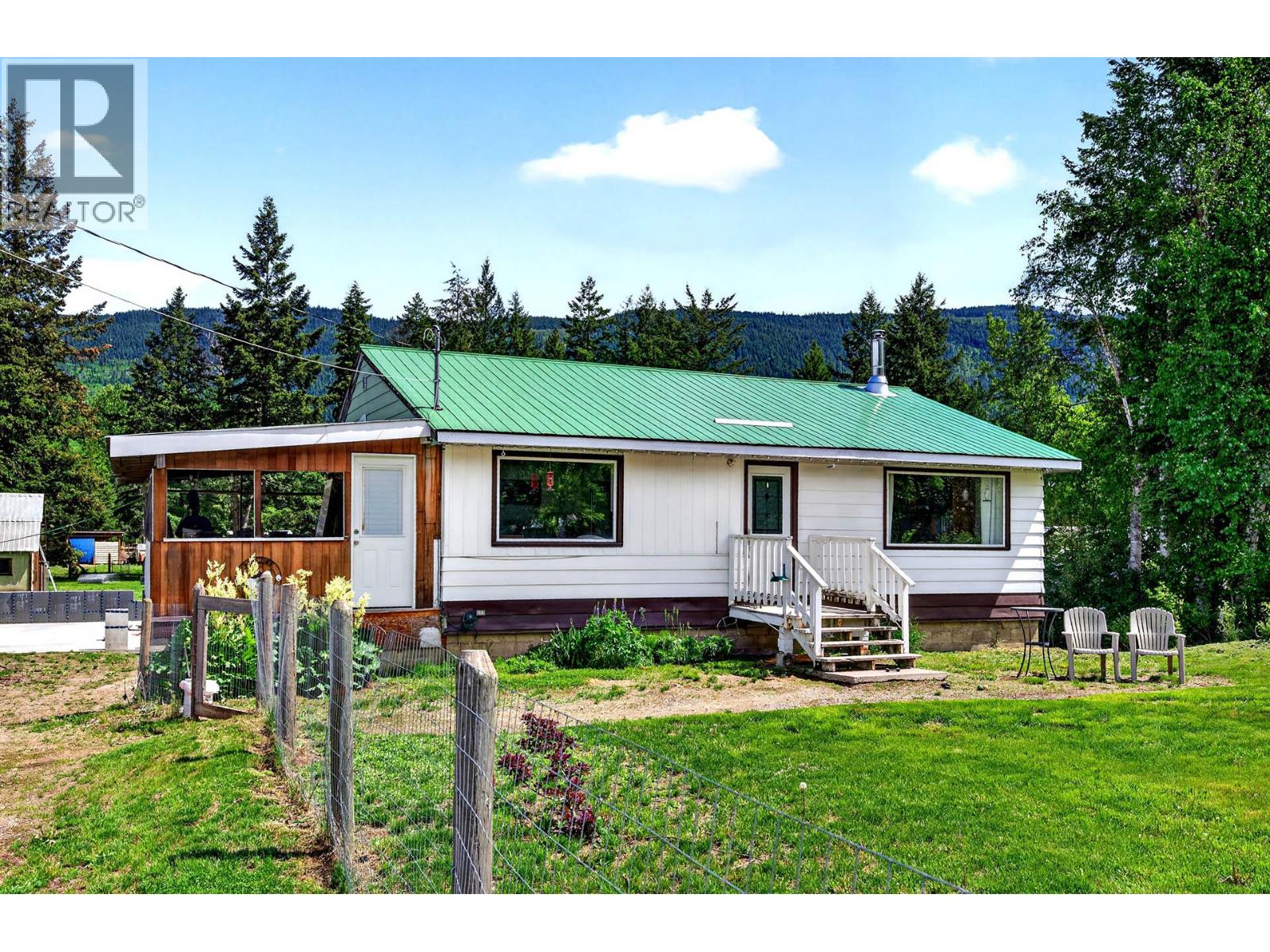 1256 HERN Road - 58