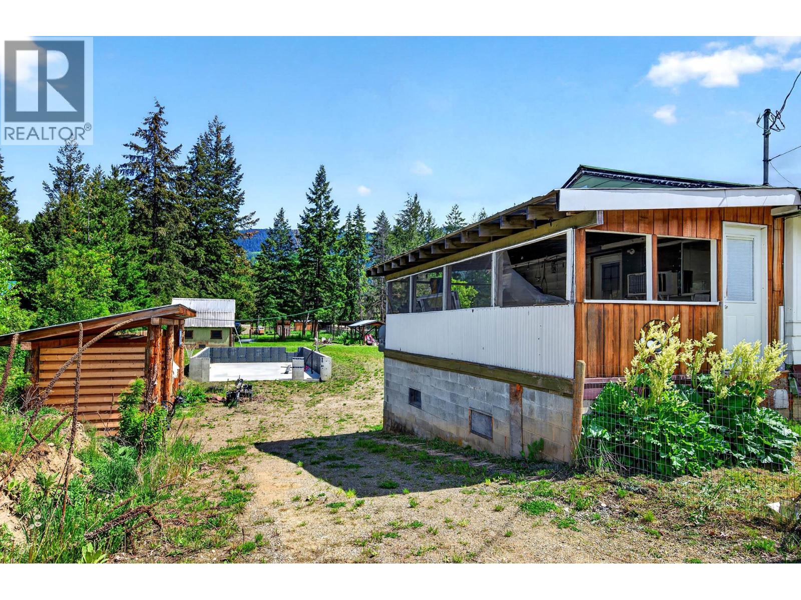 1256 HERN Road - 33