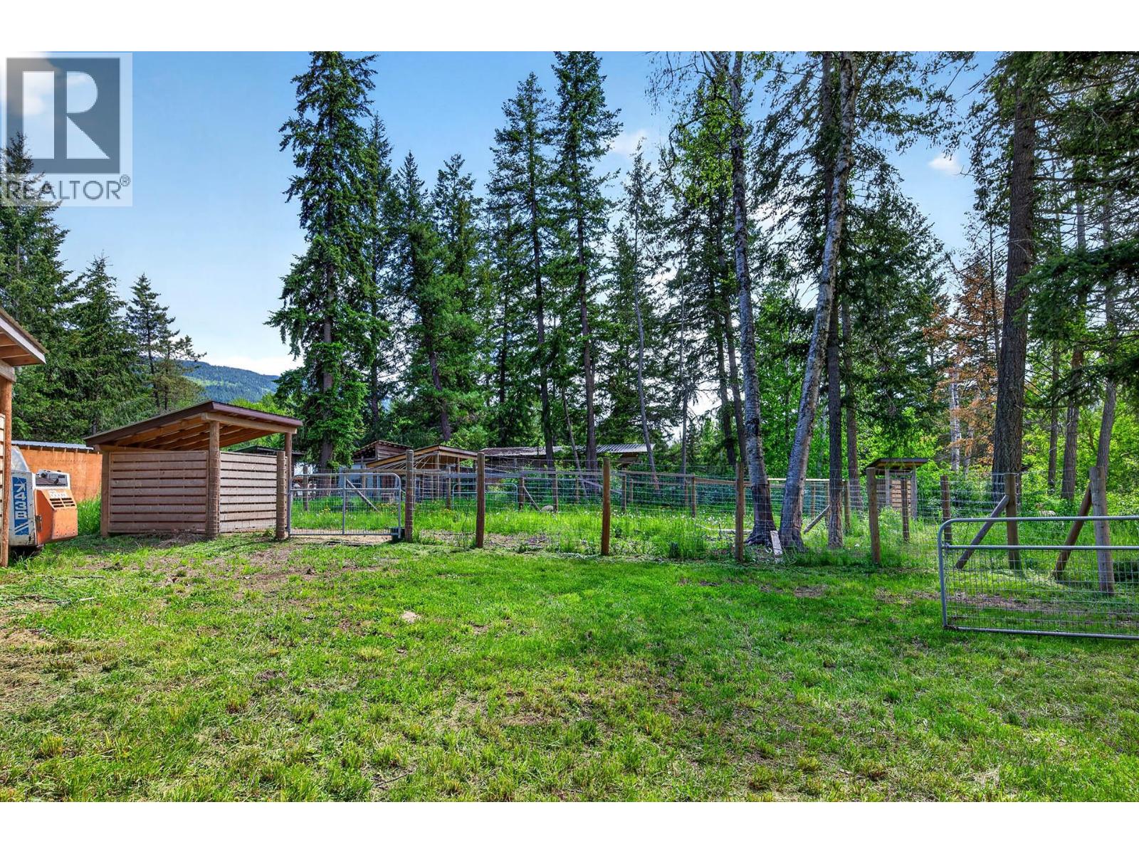 1256 HERN Road - 47