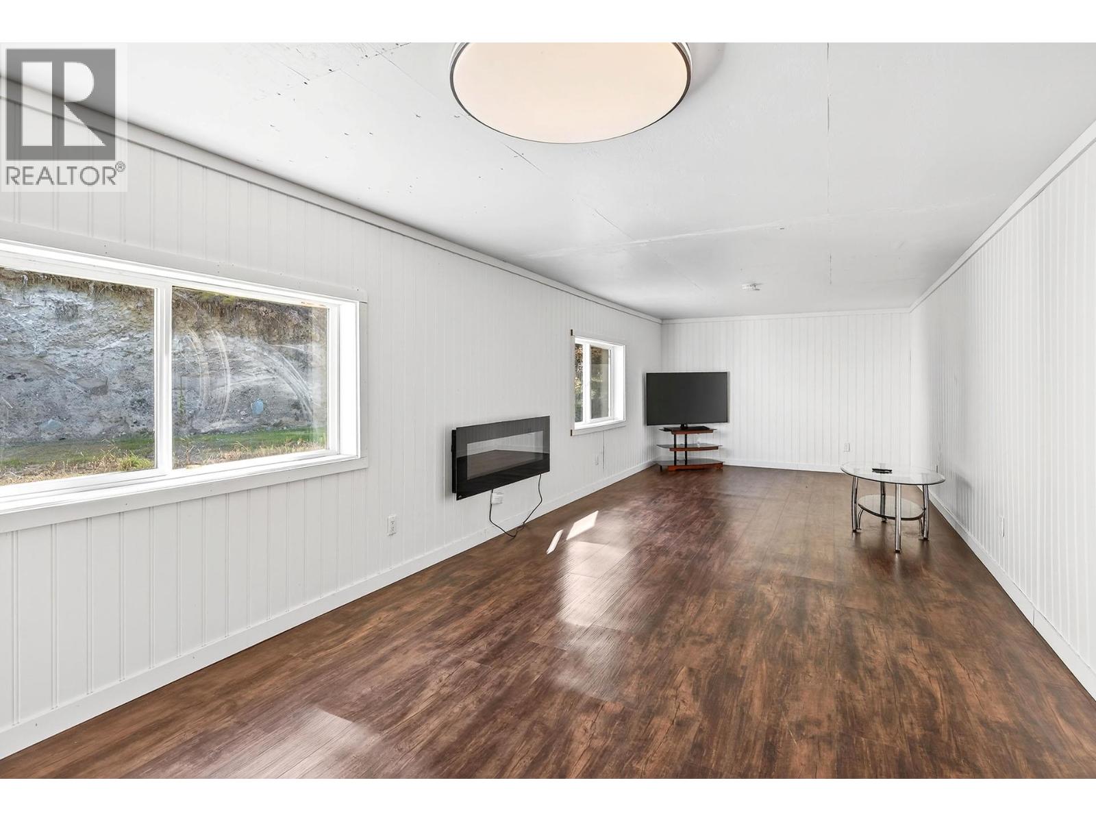 888 Barriere Lakes Road - 16