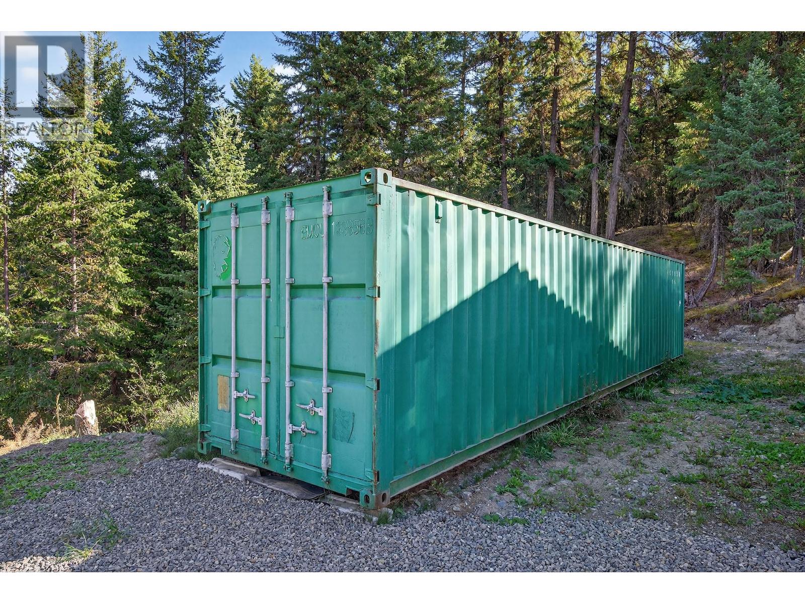 888 Barriere Lakes Road - 42