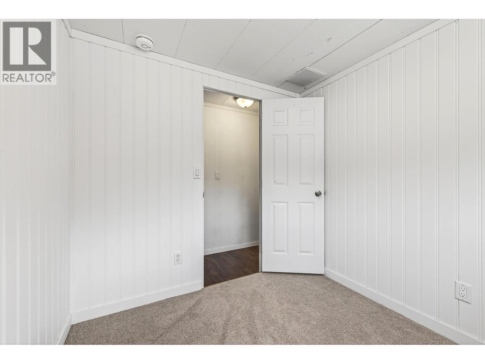 888 Barriere Lakes Road - 26