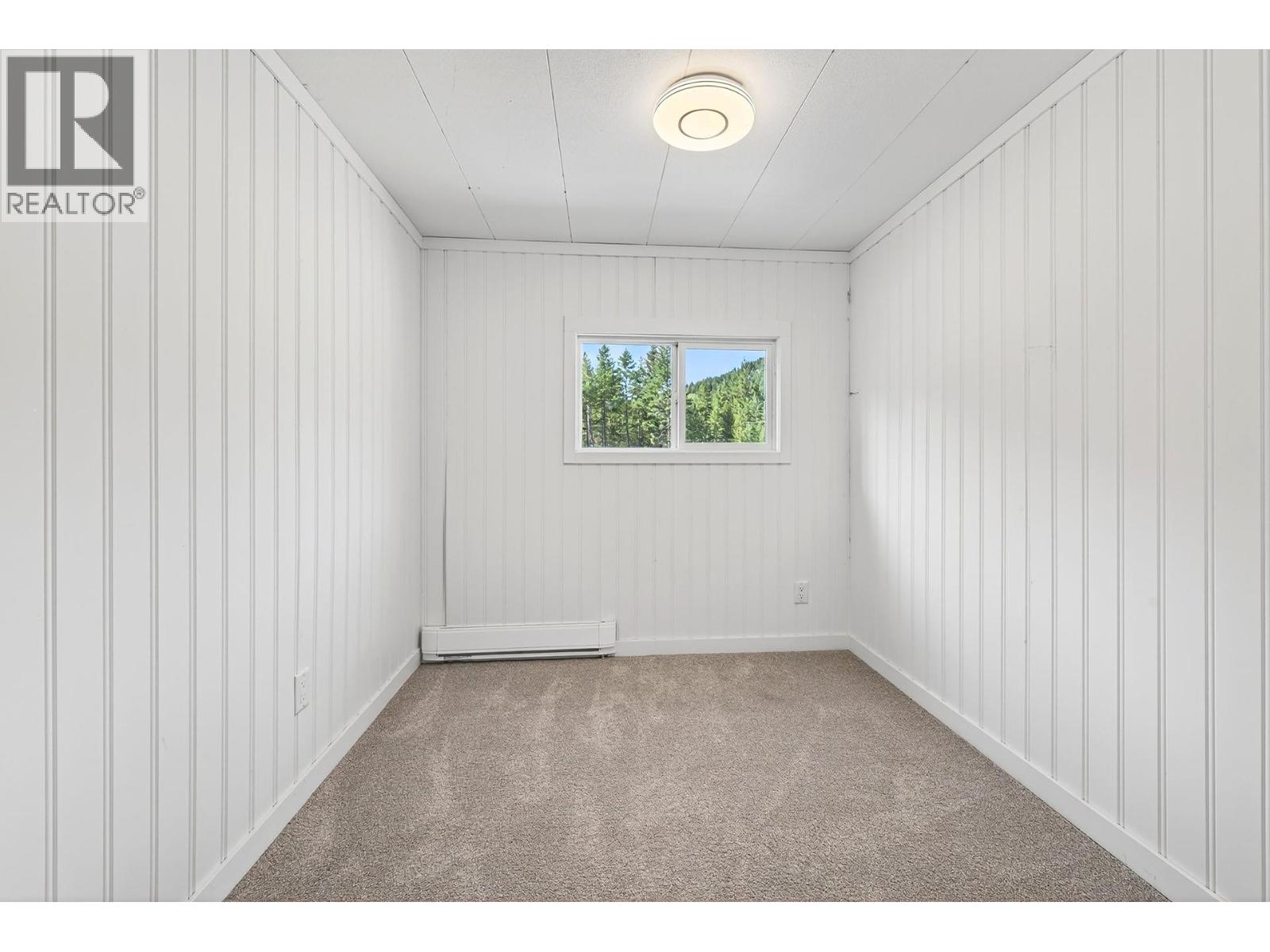888 Barriere Lakes Road - 25