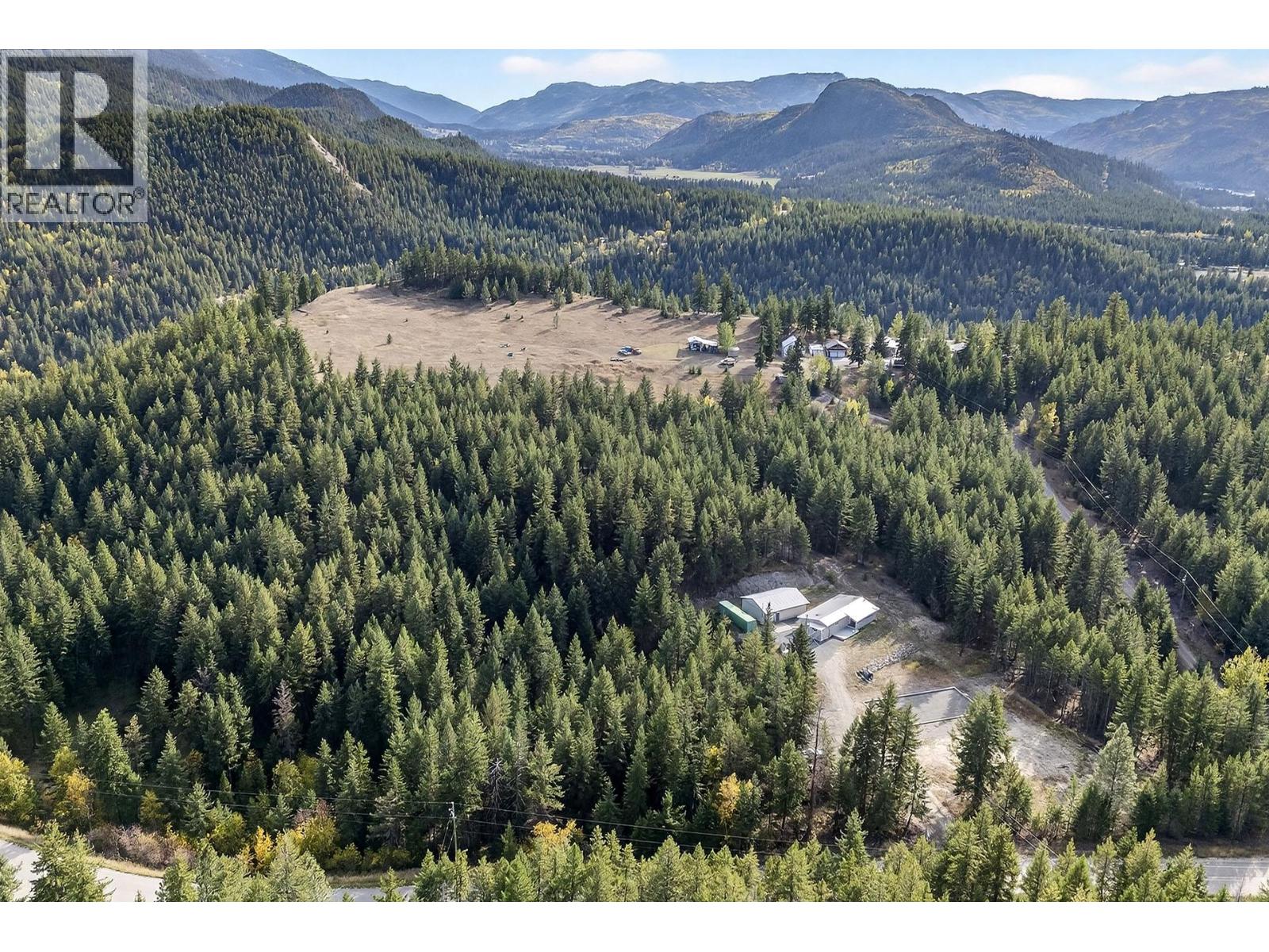 888 Barriere Lakes Road - 54