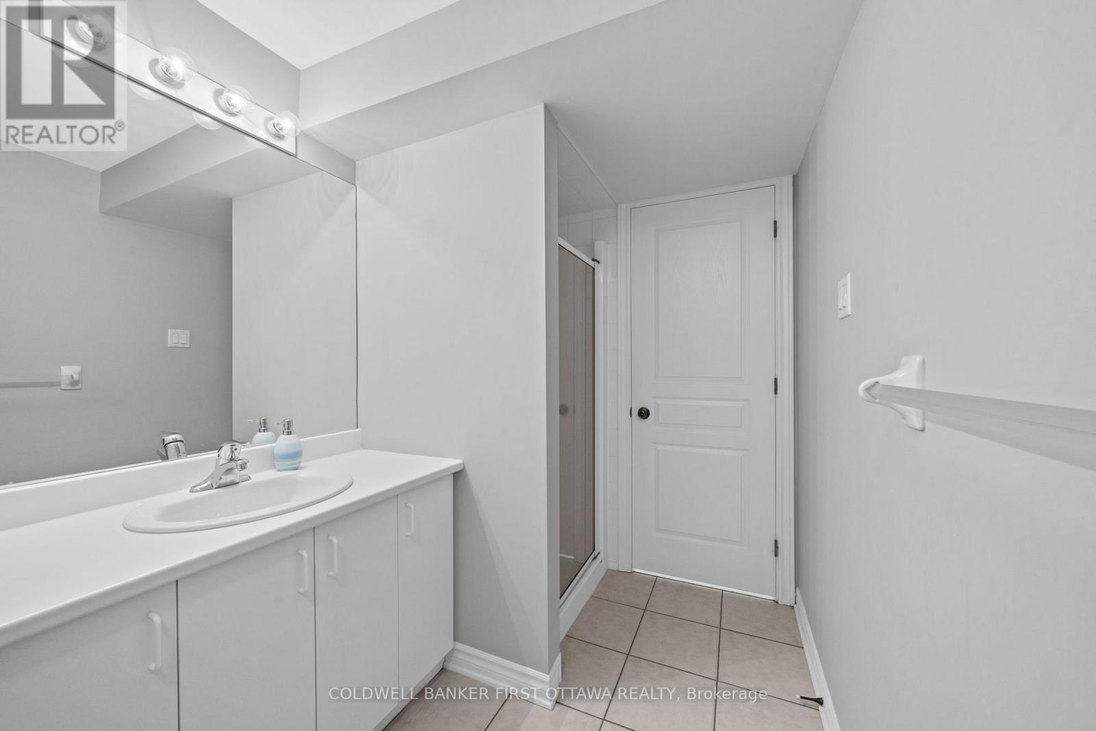 4 Bed, 4 Bath House for Rent in Ottawa – 2803 ST. STEPHEN’S STREET, Ottawa – MLS# X13448148 - Image 37