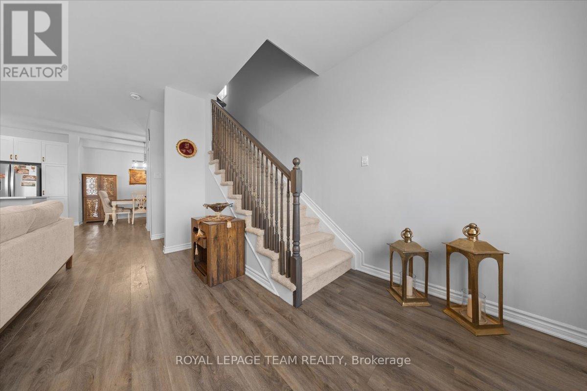 3 Bed, 2 Bath House for Rent in Ottawa – 209 HIBERNIAN WALK, Ottawa – MLS# X13448198 - Image 16