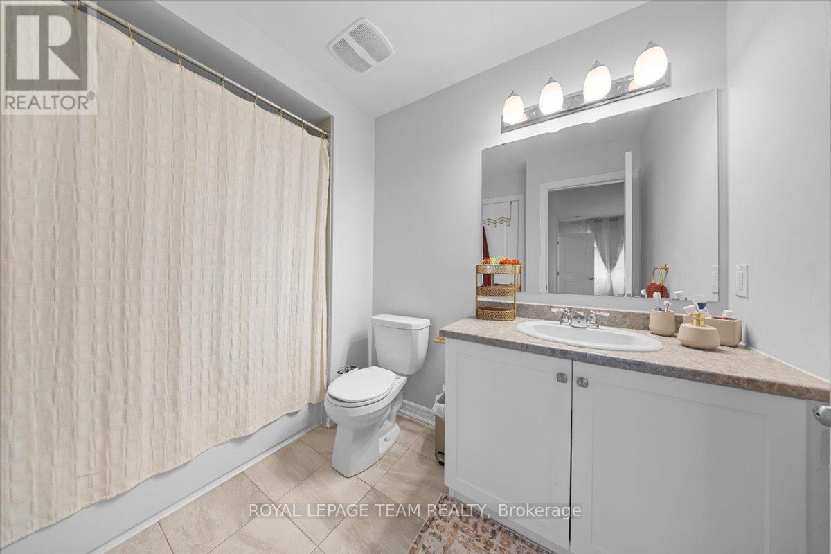 3 Bed, 2 Bath House for Rent in Ottawa – 209 HIBERNIAN WALK, Ottawa – MLS# X13448198 - Image 19