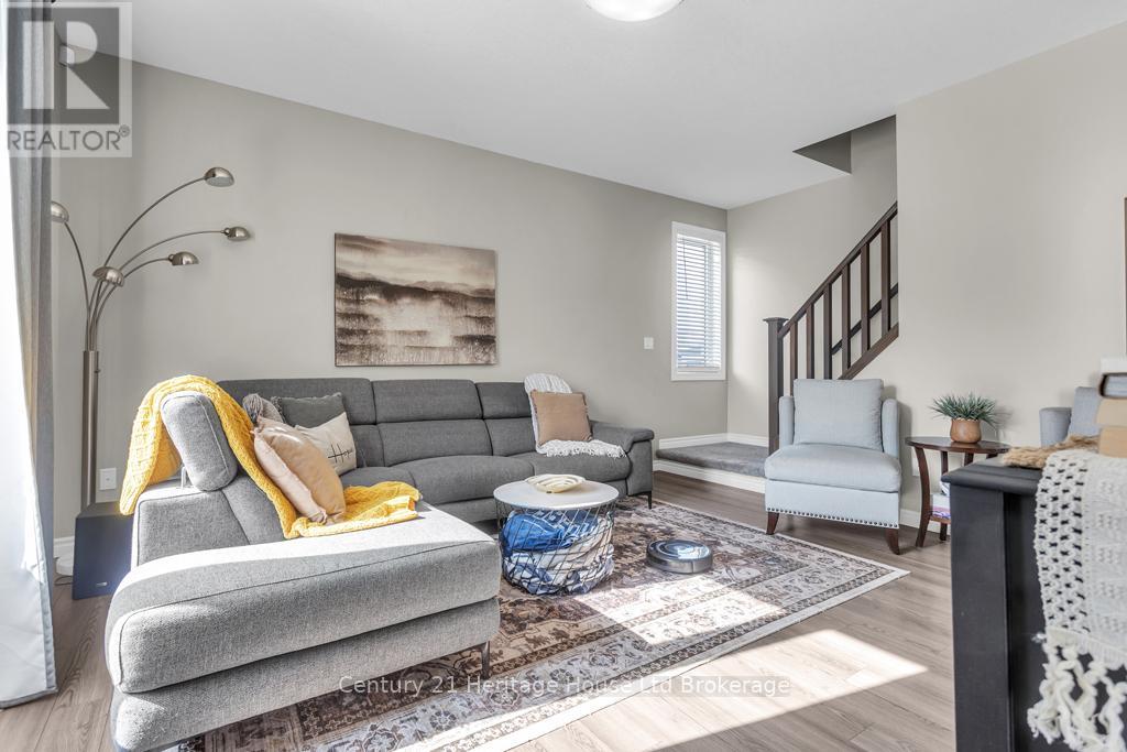 29 BROOKSIDE LANE - 14