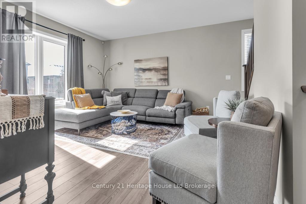 29 BROOKSIDE LANE - 16