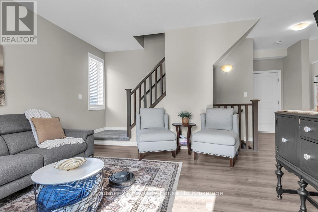 29 BROOKSIDE LANE - 18