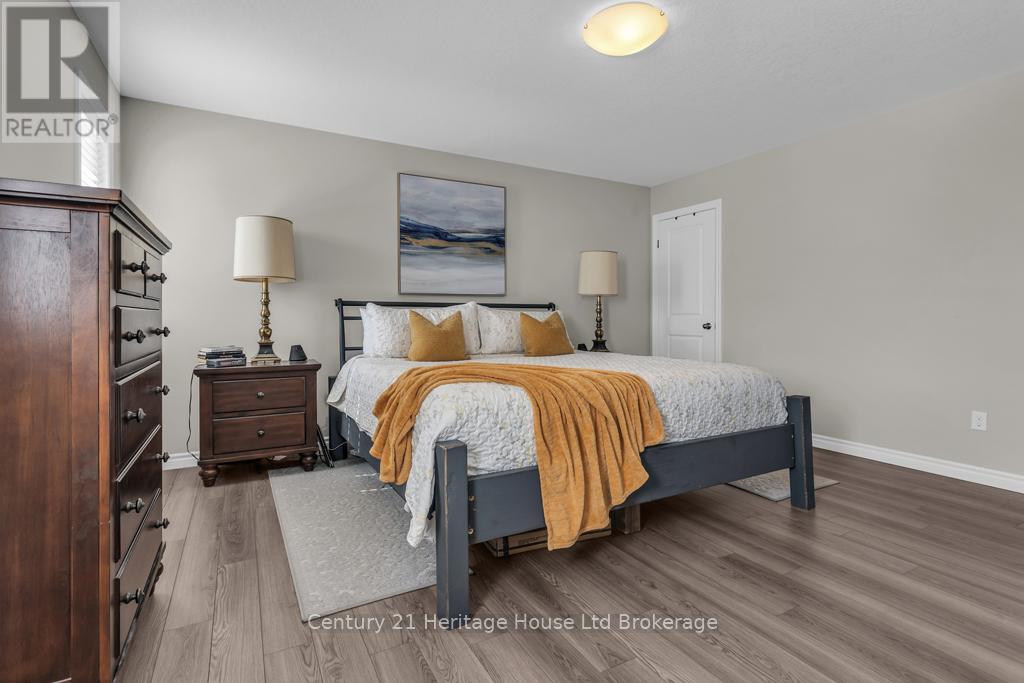 29 BROOKSIDE LANE - 21